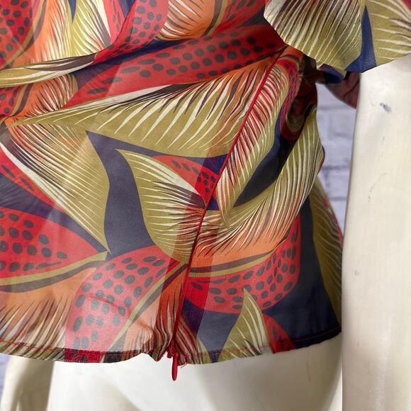 CQ by CQ Multicolored Fall Leaf short big puffy sleeved blouse size large - Picture 9 of 12